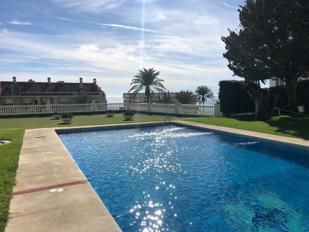 Los Cisnes II - Modern Apartment Benalmádena Extérieur photo